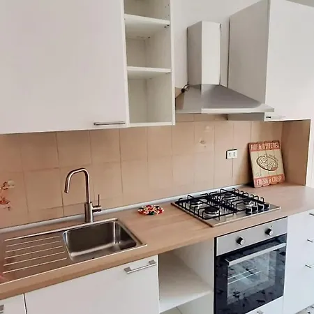 Elea 77 * أسشيا