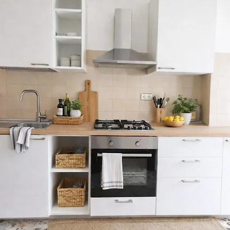 Elea 77 Apartman *